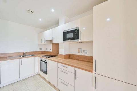 2 bedroom flat for sale, Meadow Court, Silvertown, London, E16