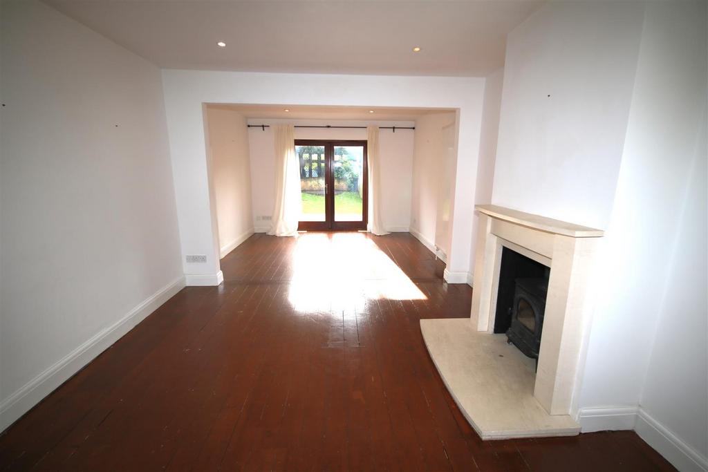 Dining Room b.JPG