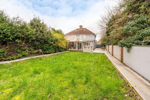 4 bedroom semi-detached house to rent, Oxford Avenue, Heston, Hounslow, TW5