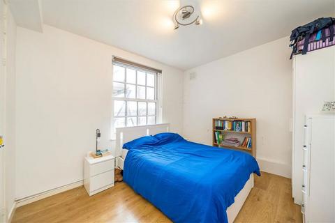 2 bedroom flat for sale, Adelaide Road, London NW3