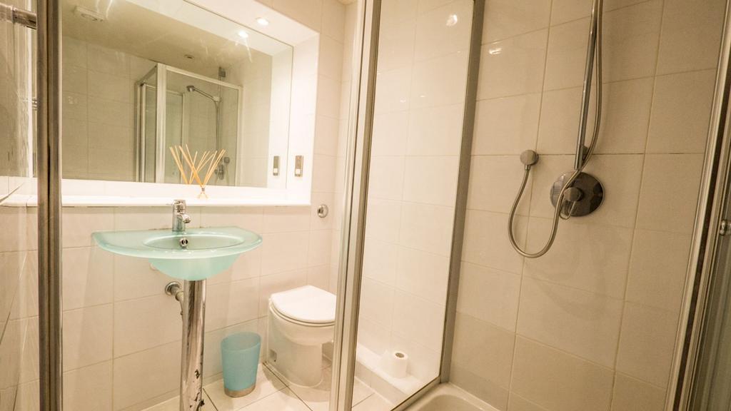 En suite