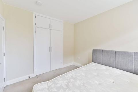 2 bedroom flat to rent, Wandsworth Road, Nine Elms, London, SW8