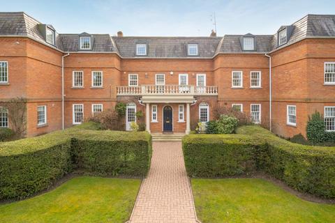 undefined, Bishopsgate Road, Egham TW20