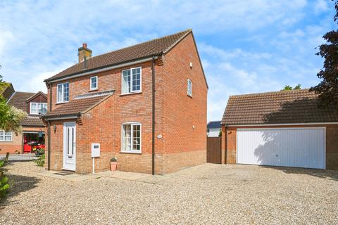 3 bedroom detached house for sale, Bayes Road, Skegness