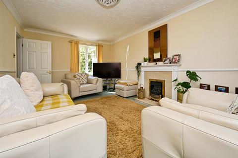 3 bedroom detached house for sale, Bayes Road, Skegness