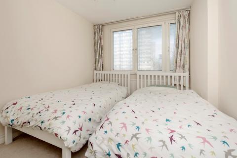 4 bedroom flat for sale, Hyde Park Crescent, W2