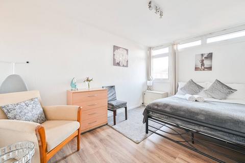 3 bedroom house for sale, Hazel Close, Peckham, London, SE15