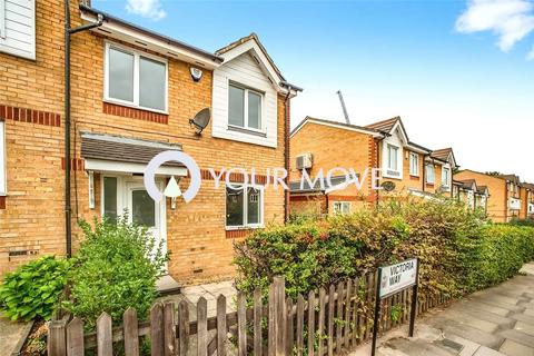 3 bedroom semi-detached house to rent, Victoria Way, London SE7