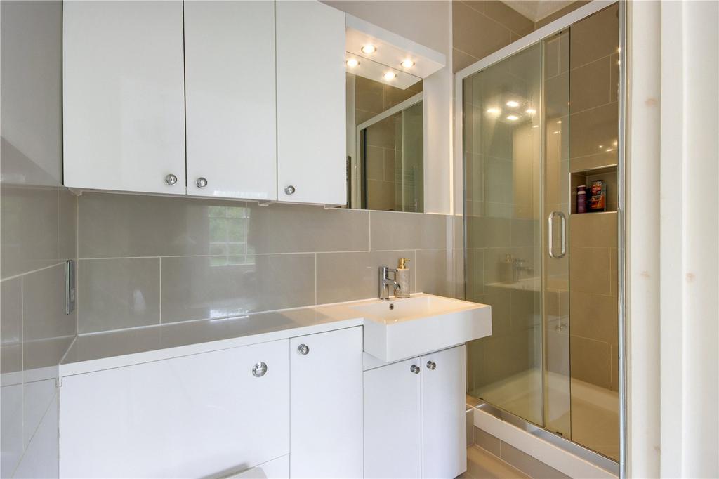 En Suite Shower Room