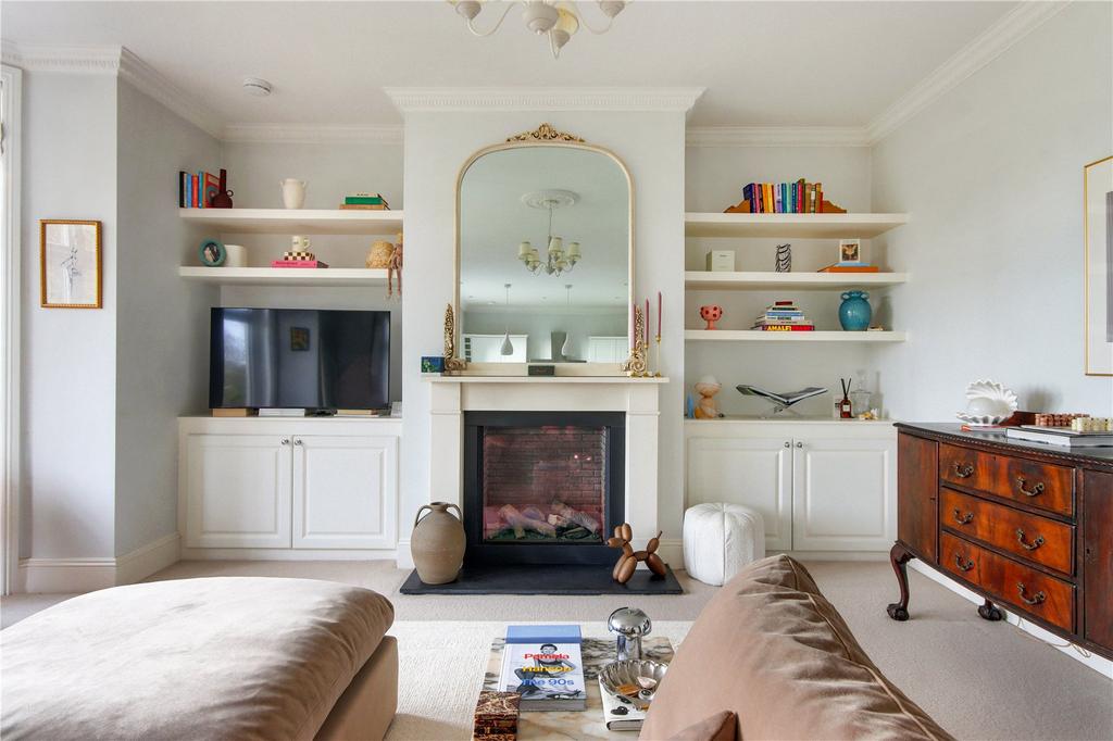 Kitchen/Reception Rm