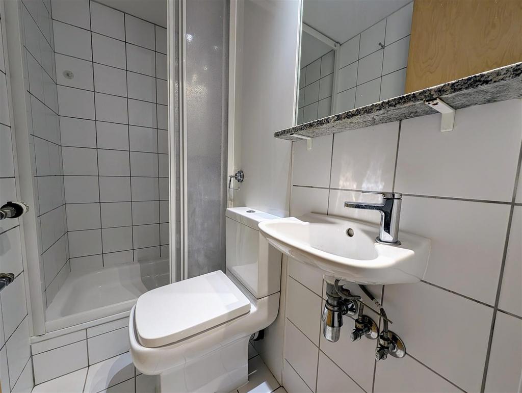 Ensuite.jpg