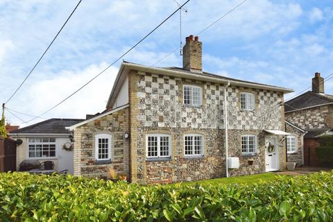 3 bedroom detached house for sale, Flower Lane, Amesbury, SP4 7HE