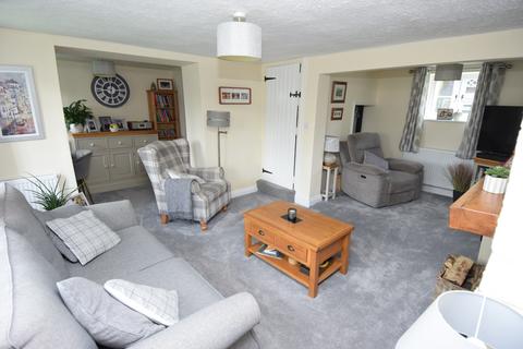 3 bedroom detached house for sale, Flower Lane, Amesbury, SP4 7HE