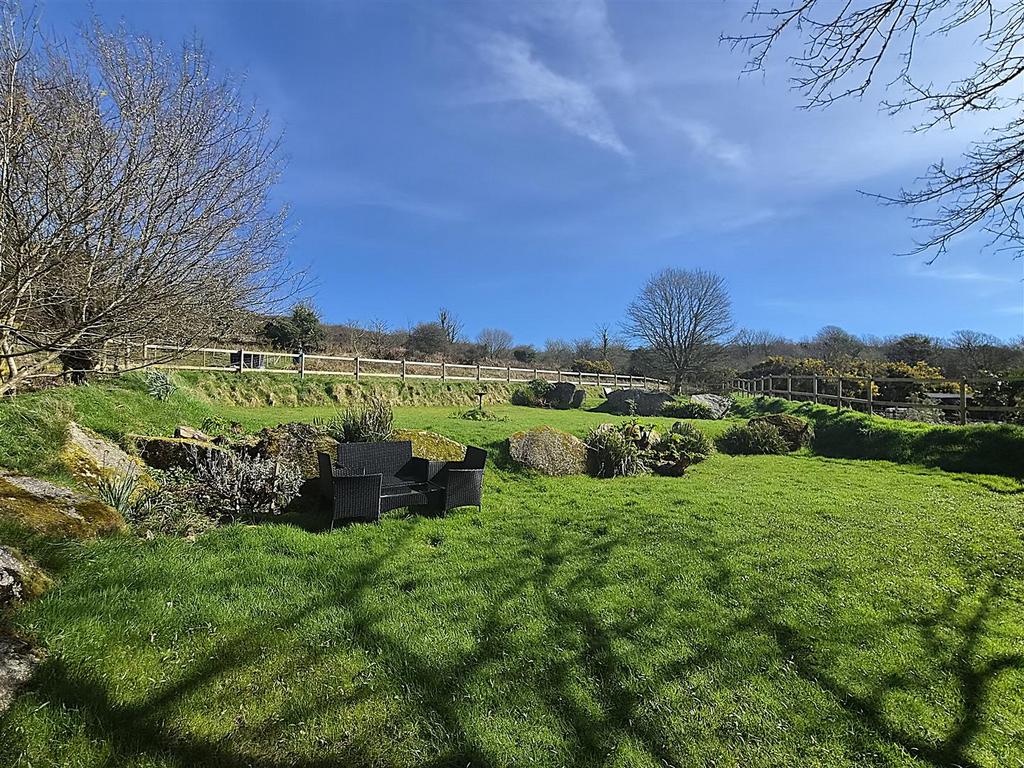 Garden 2.jpg