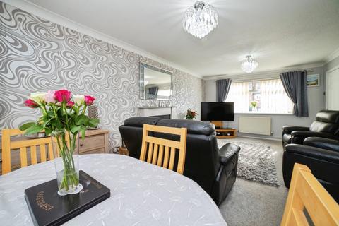 3 bedroom semi-detached house for sale, Abbey Road, Kirkby-in-Ashfield, Nottingham, Nottinghamshire, NG17