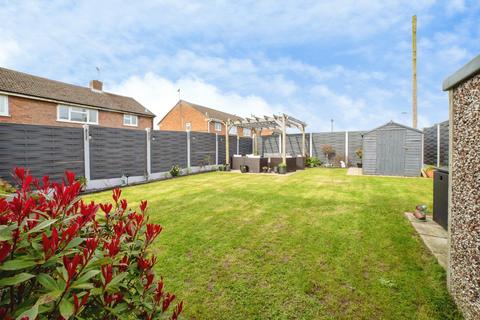 3 bedroom semi-detached house for sale, Abbey Road, Kirkby-in-Ashfield, Nottingham, Nottinghamshire, NG17