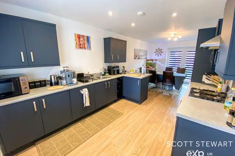 4 bedroom detached house for sale, Sorrel Avenue, Peterborough PE7