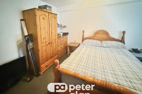 undefined, Ynyshir Road, Porth, CF39