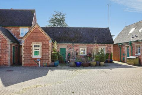 3 bedroom semi-detached house for sale, Halls Hole Road, Kent TN2