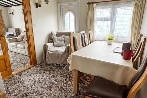 3 bedroom park home for sale, Thornlea Park, Littlehampton BN17