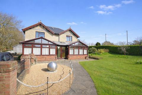 4 bedroom detached house for sale, LARGE GARDEN WITH OUTBUILDINGS * SANDFORD