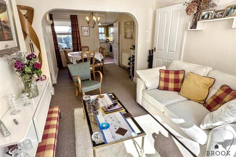 2 bedroom house for sale, Bourne Street, Eastbourne BN21