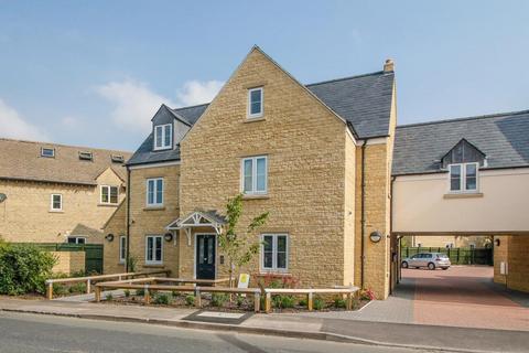 undefined, 9 Shipton Road, Woodstock OX20