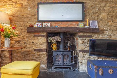 3 bedroom house for sale, North Street, Middle Barton OX7
