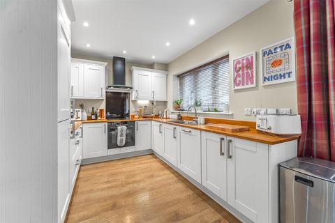 2 bedroom semi-detached house for sale, Moorhen Close, Marsh Gibbon OX27