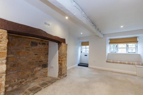 undefined, New Street, Deddington OX15