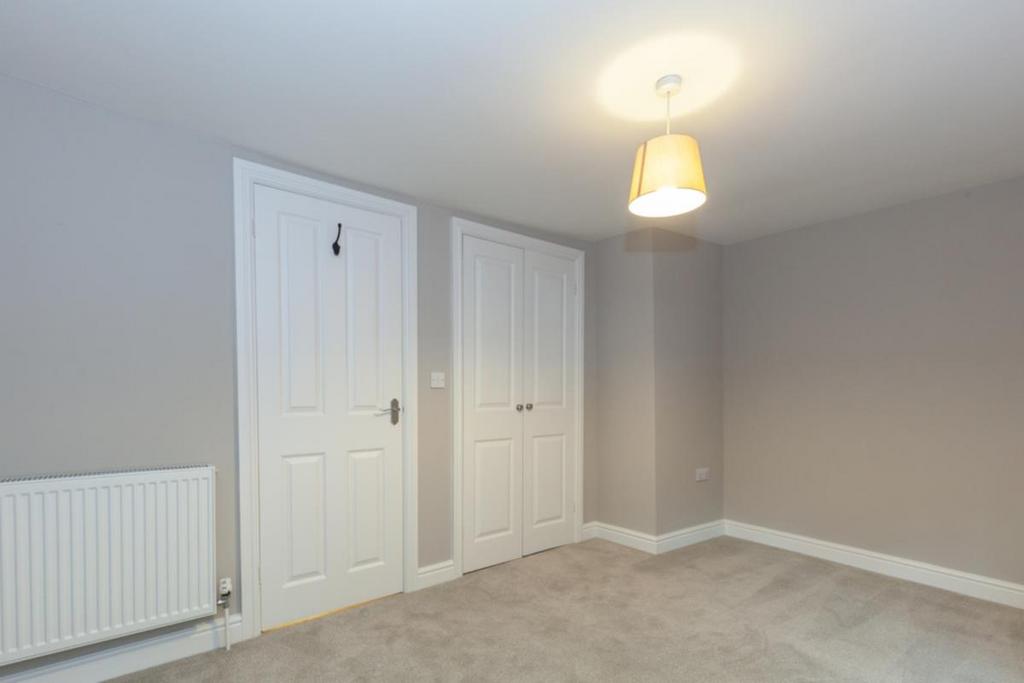 Bedroom 2.jpg