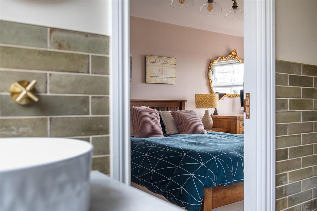En suite.jpg