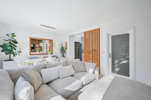 undefined, Burnhams Grove, Epsom