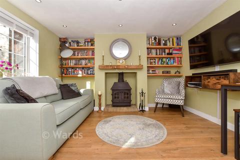 undefined, Goodban Square, Canterbury CT3