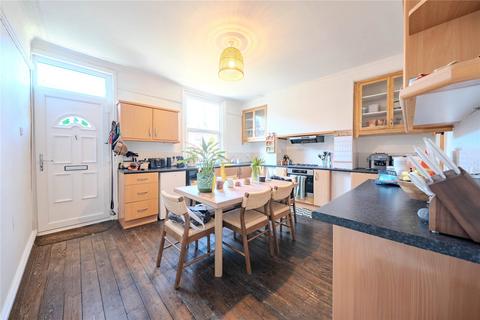 4 bedroom terraced house for sale, St. Peters Mount, Leeds, West Yorkshire
