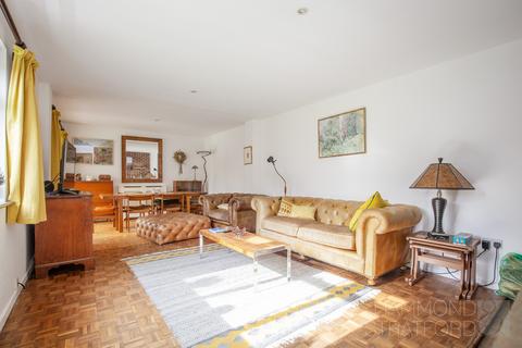 5 bedroom detached house for sale, Constable Road, Eaton Rise