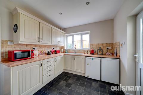 2 bedroom bungalow for sale, Witton Avenue, Droitwich, Worcestershire, WR9