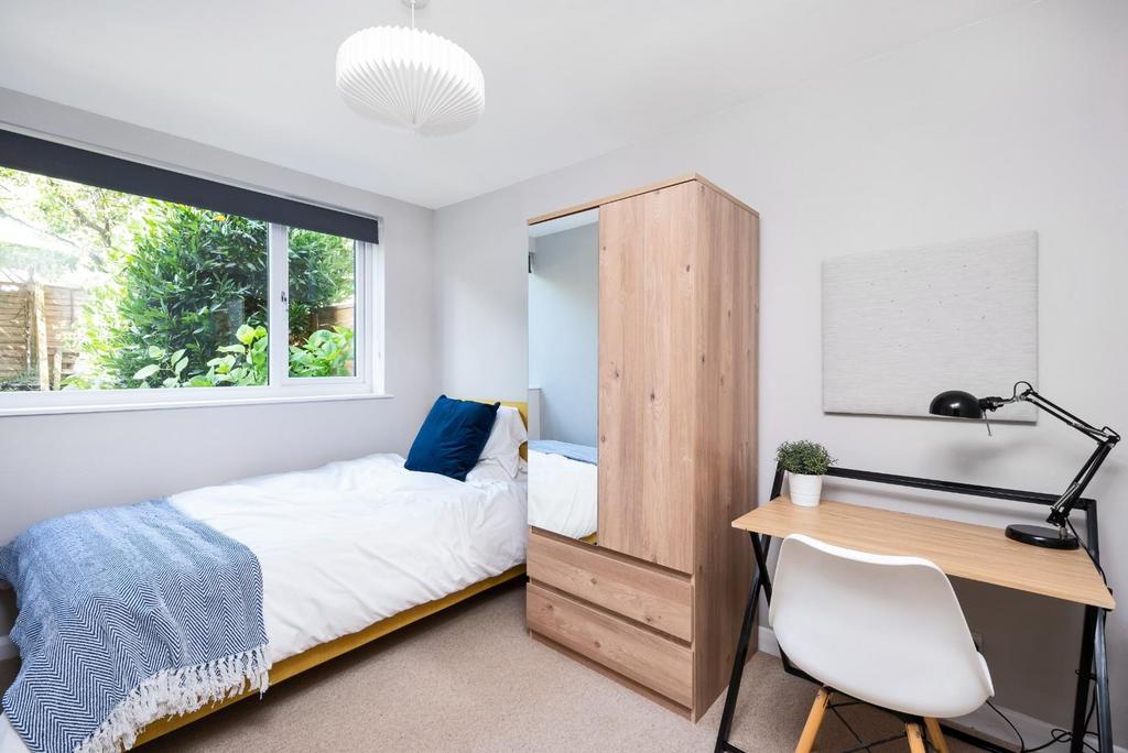 74 Marshfield Way, Bath, BA1 6 HQ-8.jpg