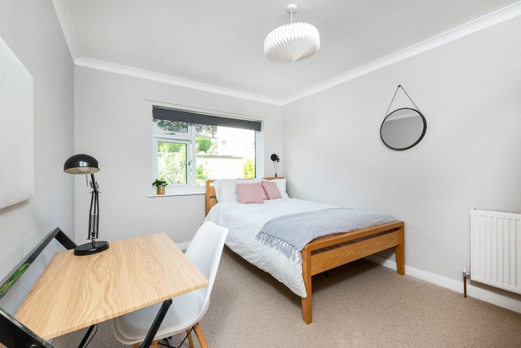 74 Marshfield Way, Bath, BA1 6 HQ-12.jpg