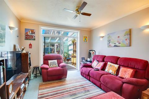 undefined, Gannon Road, Worthing, West Sussex, BN11 2DT