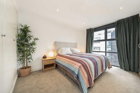 1 bedroom flat to rent, Britton Street, London EC1M