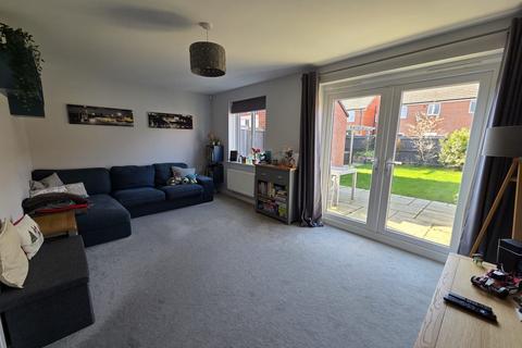 4 bedroom semi-detached house for sale, O'donnell Road, Whitnash, Leamington Spa