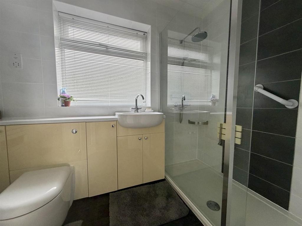 Shower Room/WC