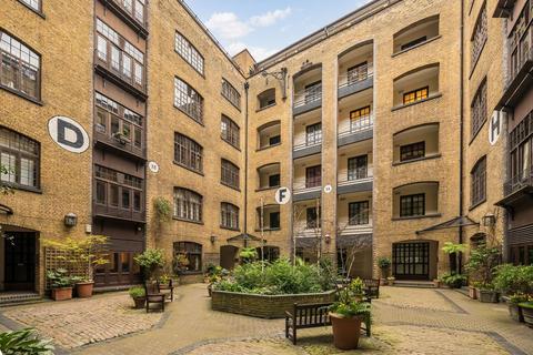 undefined, Telfords Yard, London E1W