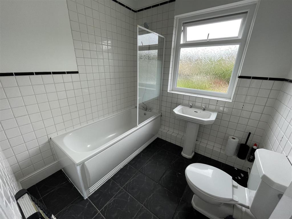 Family bathroom