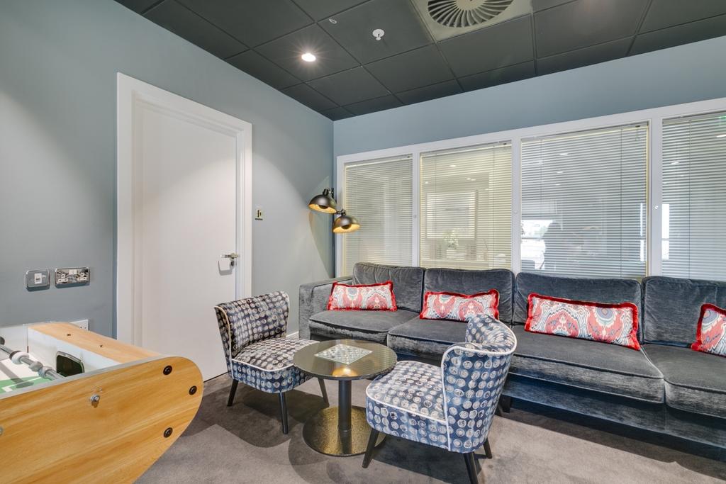 Residents Lounge (4)