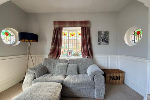 5 bedroom semi-detached house for sale, Scalby Road, Scarborough, YO12