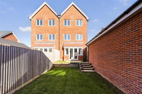 26 Limestone Road, Chichester