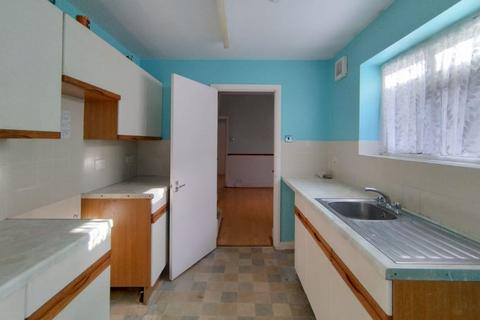 3 bedroom terraced house for sale, 53 Quainton Street, Neasden, London, NW10 0BG
