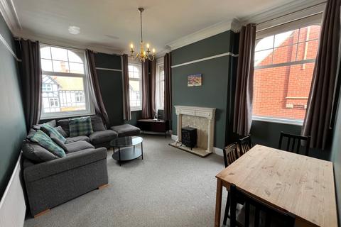 2 bedroom apartment to rent, -80 Clifton Street, Lytham St. Annes, FY8